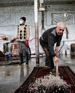 شستشوی سنتی قالی در قالیشویی شهرک قدس قم